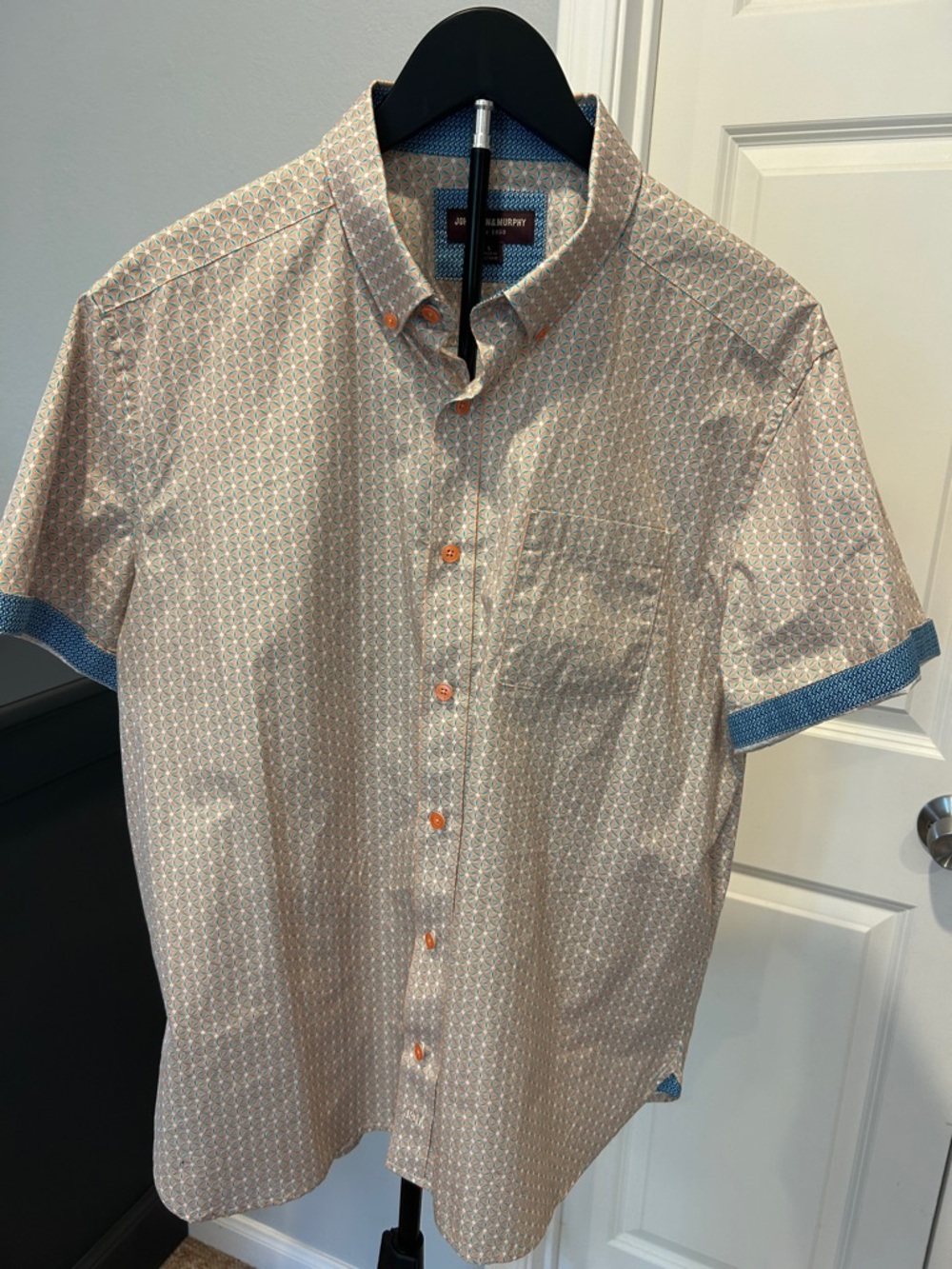 Johnston & Murphy Beige Patterned Short-Sleeve Button-Down with Blue Trim